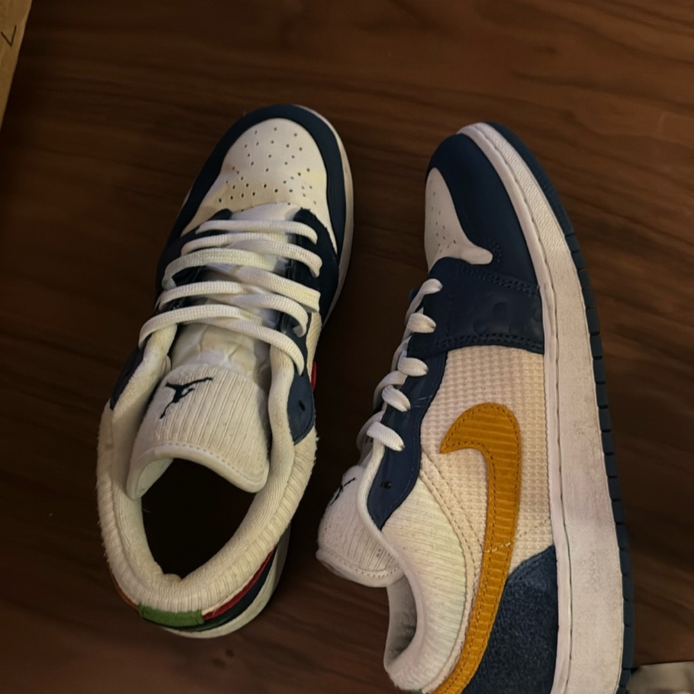 Air Jordan 1 Lo